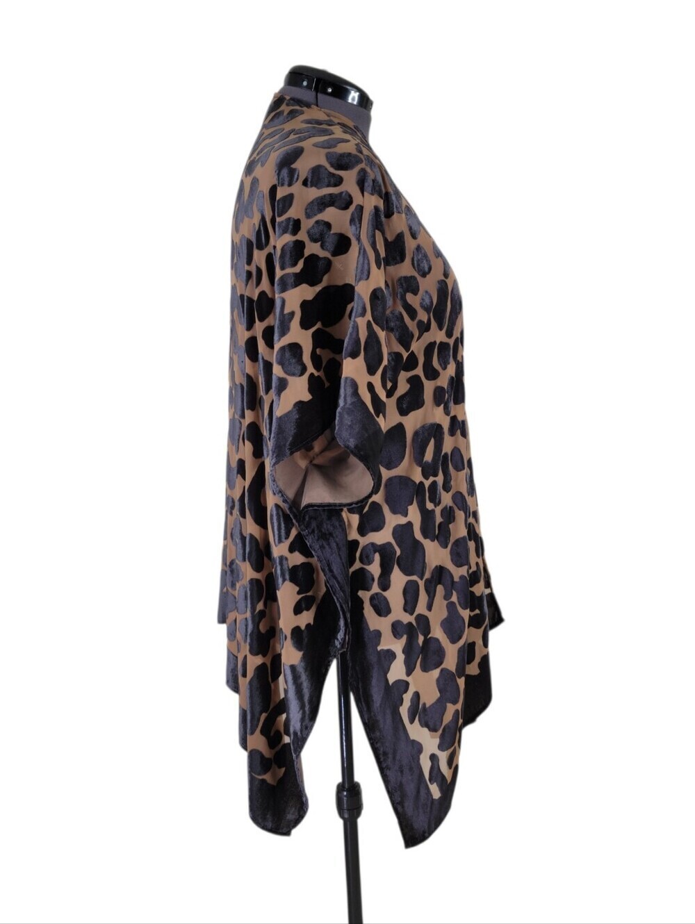 Torrid Kimono Size 3 4 3X 4X Velour Leopard Print Cover Up Top Sleeves Layering - Picture 3 of 10